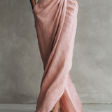 Abito Maxi Rosa Minimalista con Scollo a V